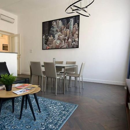 Premium Apartment By Hi5- Anker Apartment Budapest Exterior foto